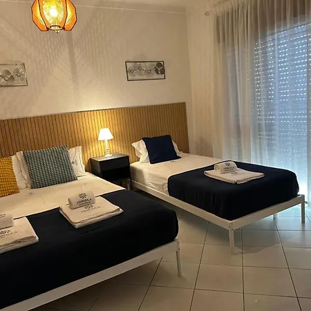 Apartment Ancora By Fhr A 600m Da