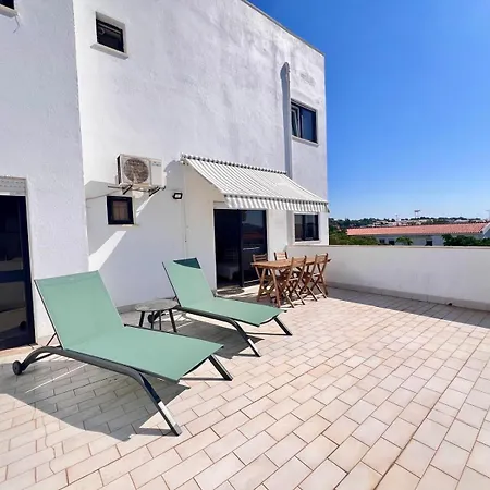 Apartment Ancora By Fhr A 600m Da