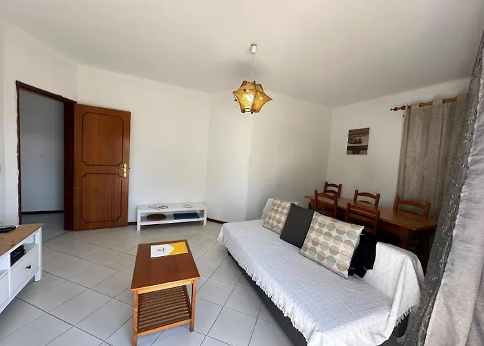 Apartment Ancora By Fhr A 600m Da