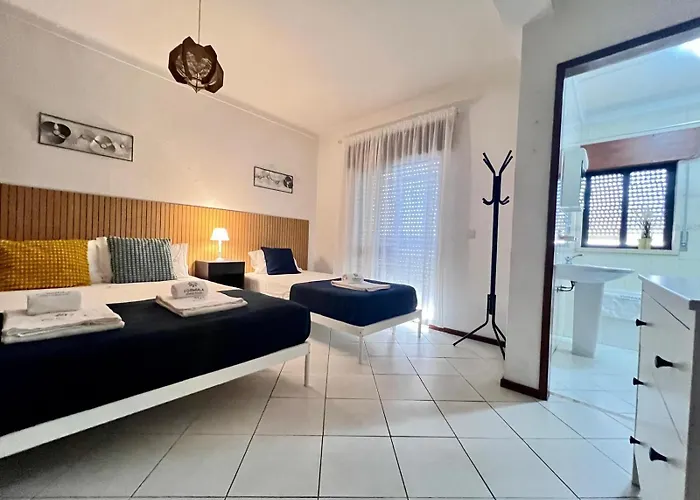 Apartment Ancora By Fhr A 600m Da